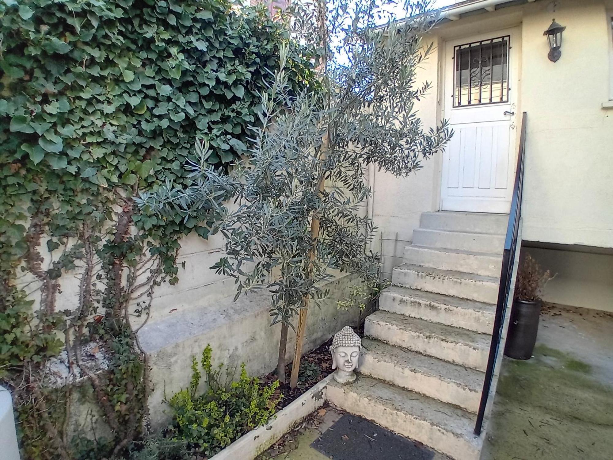 Les Etapes Chartraines Parking Wifi Jaccuzi Apartman Chartres Kültér fotó